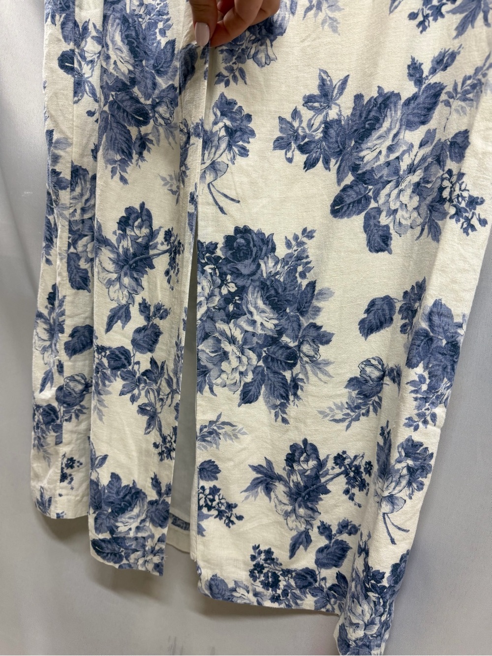 Abercrombie Blue Floral Linen Midi Skirt Elegant White and Blue Pattern Large - Picture 5 of 9